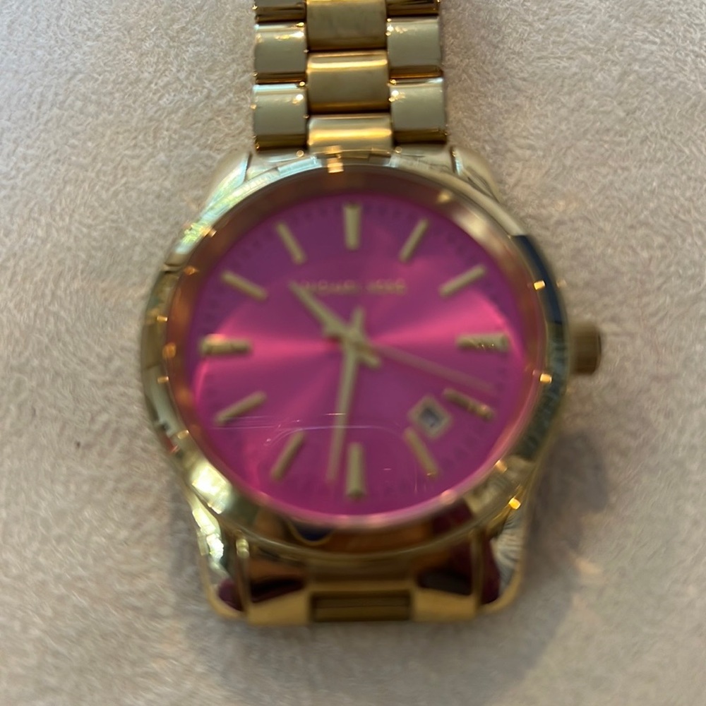 MK WATCH - Picture 2 of 4